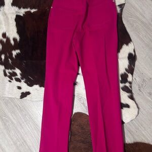 ST. JOHN SPORT ESSENTIALS fuchsia stretch jeans/pants size 6